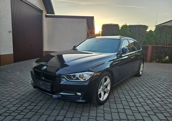 BMW Seria 3 cena 47900 przebieg: 215000, rok produkcji 2014 z Parczew małe 232